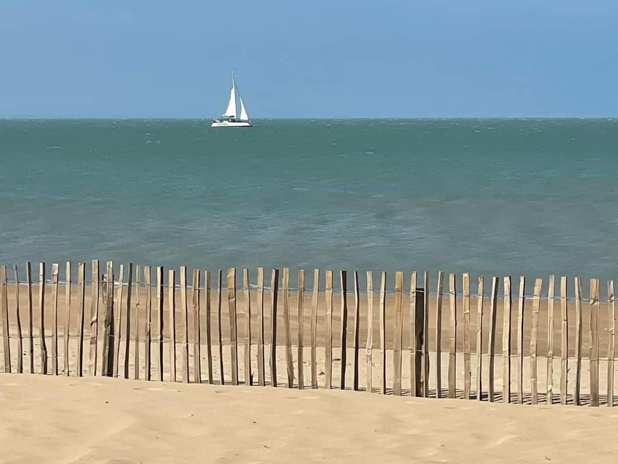 Loft 4 Pers Centre Chatelaillon-Plage, A Deux Pas De La Mer Et Du Casino, Wi-Fi Inclus - Fr-1-706-26 Buitenkant foto
